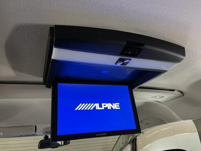デリカＤ：５　Ｇパワーパッケージ　本州仕入　禁煙車　寒冷地仕様　ＭＫＷ１６ＡＷ＋ヨコハマホワイトレター　新品ＪＡＯＳブラックマッドガード　純正１８ＡＷ＋スタッドレスタイヤ付　アルパインリアフリップダウンモニター　ドライブレコーダー 4WD 2400 5Dr