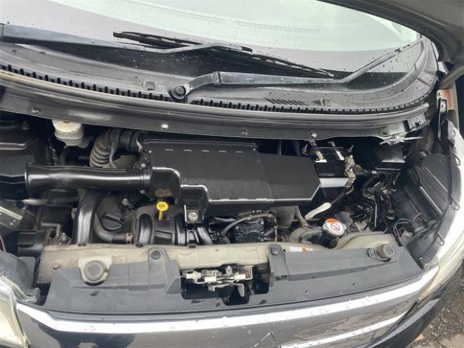 eKカスタムＴ　４ＷＤ　ターボ　バックカメラ　ＥＴＣ　オートライト　ＨＩＤ　スマートキー　電動格納ミラー　シートヒーター　ベンチシート　ＣＶＴ　盗難防止システム　ＡＢＳ　　衝突安全ボディ　エアコン　パワーステアリング 4WD 660 5Dr