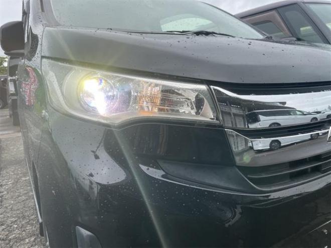 eKカスタムＴ　４ＷＤ　ターボ　バックカメラ　ＥＴＣ　オートライト　ＨＩＤ　スマートキー　電動格納ミラー　シートヒーター　ベンチシート　ＣＶＴ　盗難防止システム　ＡＢＳ　　衝突安全ボディ　エアコン　パワーステアリング 4WD 660 5Dr