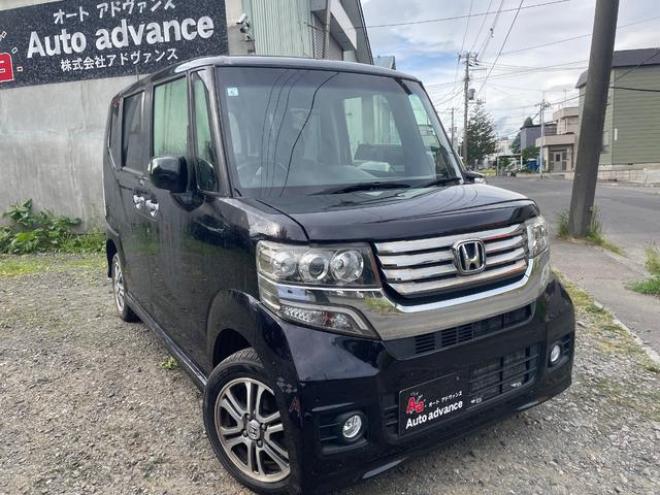 N-BOXカスタム Ｇ・Ｌパッケージ 4WD 660 5Dr