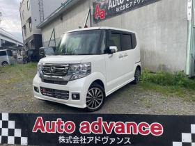 N-BOX　カスタム Ｇ・ターボＬパッケージ　４ＷＤ　後期　ターボスマ－トキ－　キーレス　Ｒカメラ　運転席エアバッグ　パワーウィンドウ　ＰＳ　Ｗエアバック　フルオートエアコン　ＡＢＳ　オートクルーズ　ＥＳＣ　ＥＴＣ車載器　アイドリングストップ 4WD 660 5Dr