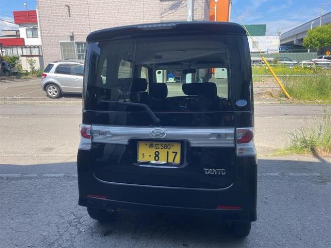 タントカスタムＸ　４ＷＤ　ドライブレコーダー　スライドドア　ＨＩＤ　スマートキー　ベンチシート　ＡＴ　盗難防止システム　ＡＢＳ　ＣＤ　ＭＤ　アルミホイール　衝突安全ボディ　エアコン　パワーステアリング　パワーウィンドウ 4WD 660 5Dr