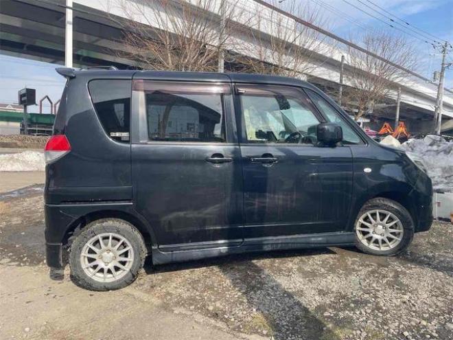 ソリオＳ　４ＷＤ　ナビ　ＴＶ　両側スライドドア　スマートキー　ＣＶＴ　アルミホイール　ＡＢＳ　エアコン　パワーステアリング　パワーウィンドウ 4WD 1200 5Dr