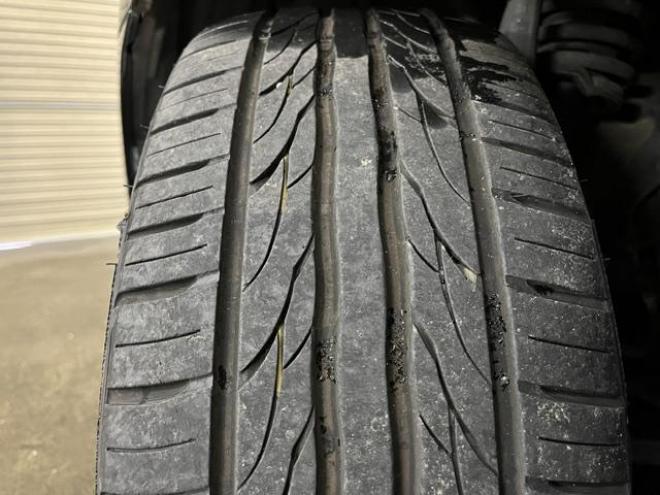 クラウンロイヤルサルーン　ｉ－Ｆｏｕｒ　本州仕入　禁煙車　ＷＥＤＳレオニス１８インチＡＷ　社外１７ＡＷ＋スタッドレスタイヤ付　純正ＨＤＤナビ　フルセグ地デジ　ＤＶＤ再生　Ｂｌｕｅｔｏｏｔｈオーディオ　バックカメラ　純正カードキー　ＥＴＣ 4WD 3000 4Dr