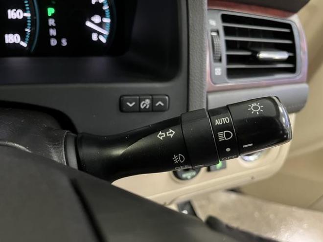 クラウンロイヤルサルーン　ｉ－Ｆｏｕｒ　本州仕入　禁煙車　ＷＥＤＳレオニス１８インチＡＷ　社外１７ＡＷ＋スタッドレスタイヤ付　純正ＨＤＤナビ　フルセグ地デジ　ＤＶＤ再生　Ｂｌｕｅｔｏｏｔｈオーディオ　バックカメラ　純正カードキー　ＥＴＣ 4WD 3000 4Dr