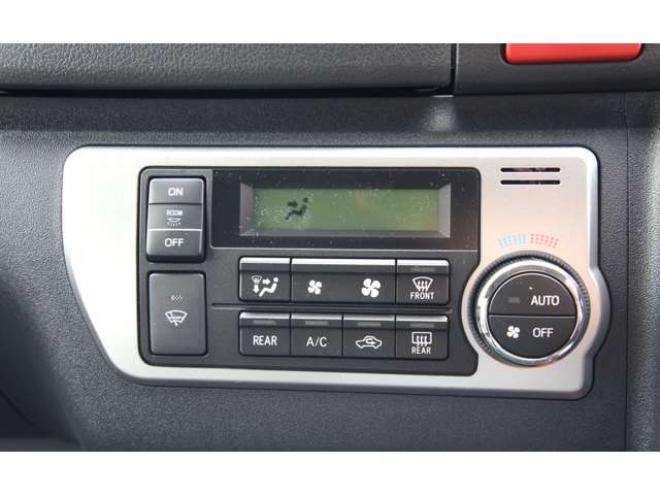 ハイエース2.7 グランドキャビン 4WD　令和8年2月登録　登録済未使用車 走行7キロ　パノラミックビューモニター デジタルインナーミラー　LEDヘッドランプ　LEDフォグランプ　ベージュメタリック　メーカー保証付 登録済未使用車 2700