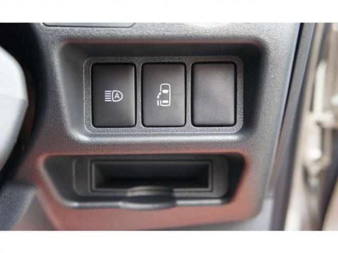 ハイエース2.7 グランドキャビン 4WD　令和8年2月登録　登録済未使用車 走行7キロ　パノラミックビューモニター デジタルインナーミラー　LEDヘッドランプ　LEDフォグランプ　ベージュメタリック　メーカー保証付 登録済未使用車 2700