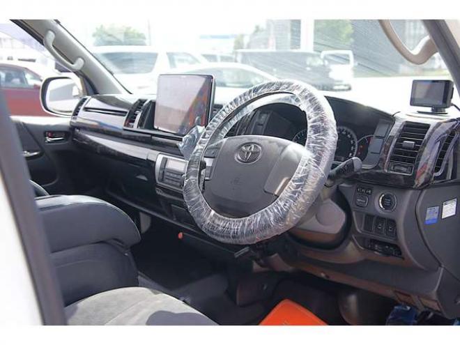 ハイエース2.7 GL ロング ファインテックツアラー 4WD　アルパインBIG-Xナビ&後席フリップダウンモニター　両側パワースライドドア　社外ETC　ISOFIX対応キャプテンシート　415COBRAクリーンルック3Fスポイラー　BADRACKER17インチAW　ドラレコ 2700