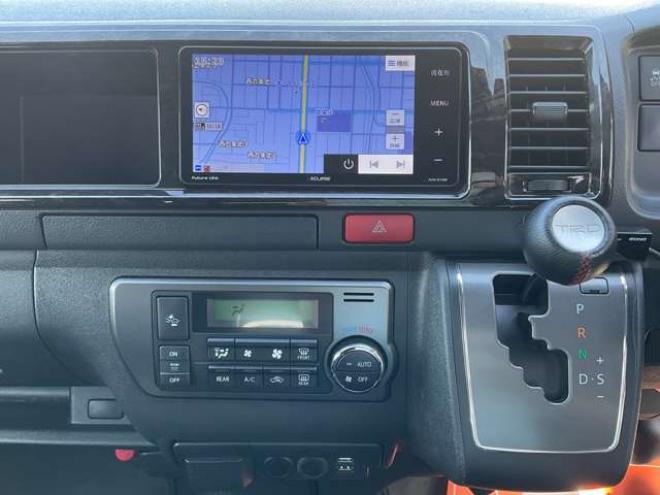 ハイエースバン2.7 スーパーGL ダークプライムII ワイド ミドルルーフ ロングボディ 4WD　TOYOオープンカントリーR/Tタイヤ　ナイトロパワーM29スティンガー16インチAW　ワンオーナー　両側パワースライドドア　ETC　Pivot製オートクルーズ付きスロコン　Tom's製テールライト　JAOS リヤスキッドバー 2700