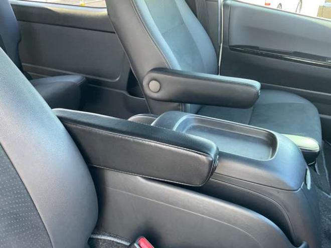 ハイエースバン2.7 スーパーGL ダークプライムII ワイド ミドルルーフ ロングボディ 4WD　TOYOオープンカントリーR/Tタイヤ　ナイトロパワーM29スティンガー16インチAW　ワンオーナー　両側パワースライドドア　ETC　Pivot製オートクルーズ付きスロコン　Tom's製テールライト　JAOS リヤスキッドバー 2700