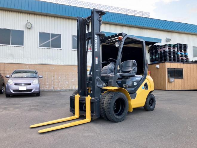 フォークリフトコマツ　中古　FD20C-17　サイドシフト　建機