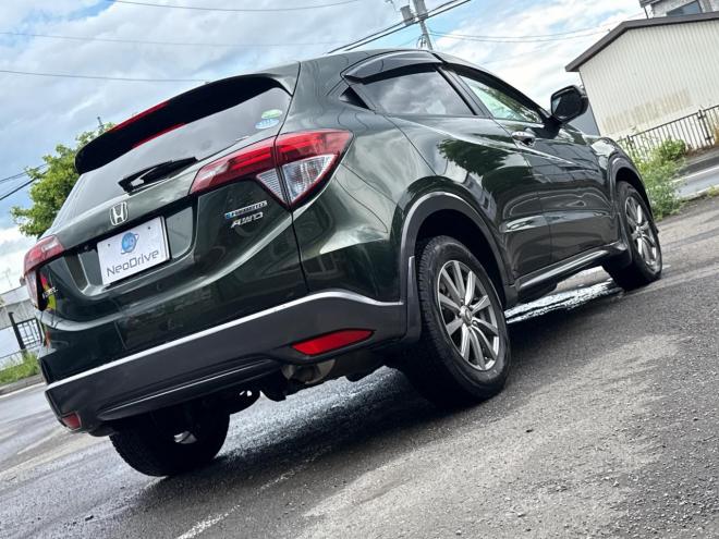 ヴェゼルハイブリッド1.5ハイブリッドX 4WD　本州仕入 あんしんパッケージ　LEDヘッドライト 4WD 1500 5Dr