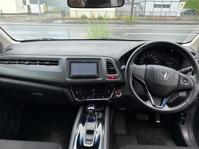 ヴェゼルハイブリッド1.5ハイブリッドX 4WD　本州仕入 あんしんパッケージ　LEDヘッドライト 4WD 1500 5Dr