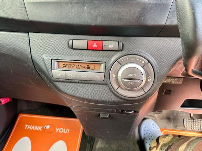 タントEXE  G  4WD エンジンスターター　タイミングチェーン車　ワンセグナビ　スマートキー 4WD 660 5Dr