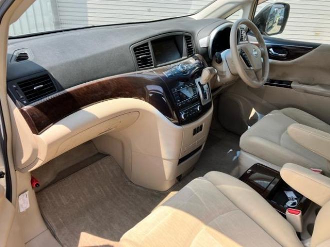エルグランドハイウェイスター 4WD 2500 ５Dr