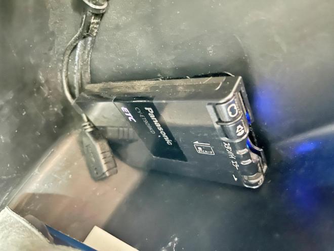 ステップワゴン2.0スパーダZ 4WD 5年保証 スマキーパワスラ ナビ ETC 夏冬タイヤ 自社認証工場 車検整備2年付 修復歴無 寒冷地仕様 禁煙