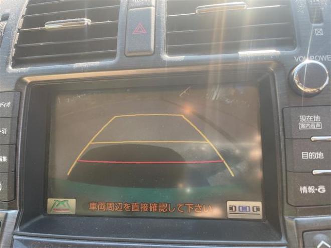 クラウンロイヤルサルーンｉ－Ｆｏｕｒ　ナビパッケージ　４ＷＤ　２０インチカールソン　ＤＶＤ再生　クルーズコントロール　パワーシート　ＥＴＣ　４ＷＤ　盗難防止システム　横滑り防止　ナビ　インテリジェントキー　バックモニター　ＨＤＤナビ 4WD 2500 4Dr