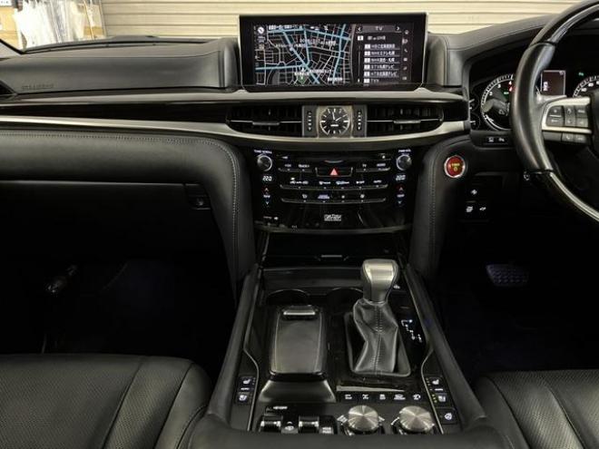レクサスＬＸ５７０　本州仕入　寒冷地仕様　禁煙車　社外セキュリティ　マークレビンソン　純正２１インチＡＷ　社外１８ＡＷ＋スタッドレスタイヤ付　純正ブラックレザーシート　ヘッドアップディスプレイ　全方位パノラミックビュー 4WD 5700 5Dr