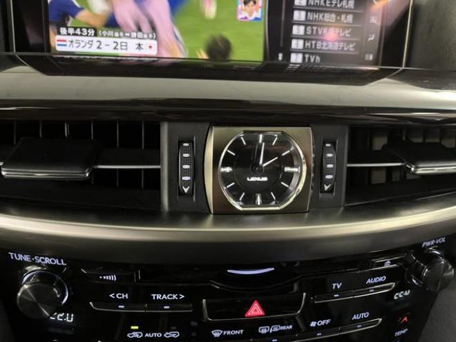 レクサスＬＸ５７０　本州仕入　寒冷地仕様　禁煙車　社外セキュリティ　マークレビンソン　純正２１インチＡＷ　社外１８ＡＷ＋スタッドレスタイヤ付　純正ブラックレザーシート　ヘッドアップディスプレイ　全方位パノラミックビュー 4WD 5700 5Dr