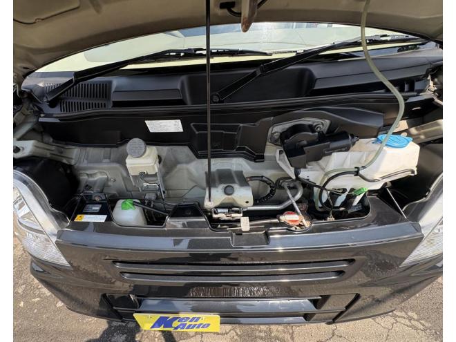 NV100クリッパーNV100  4WD  GX TURBO一家に一台軽パコ入庫　TURBO  寒冷地仕様　BTフルセグナビ　バックカメラカメラ　リアヒーター　アルミホイル　ETC エンスタ　格納ミラー　キーレス　エンシ゛ンオイル交換　ATF交換　スタットレス 4WD 660 ５Dr