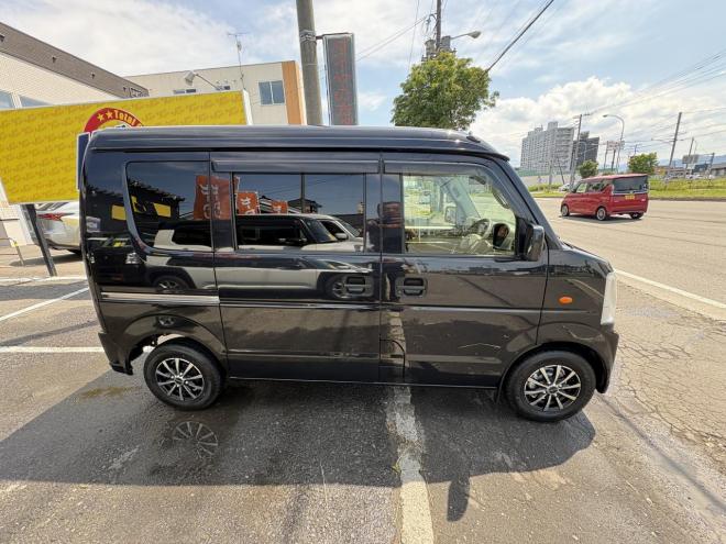 NV100クリッパーNV100  4WD  GX TURBO一家に一台軽パコ入庫　TURBO  寒冷地仕様　BTフルセグナビ　バックカメラカメラ　リアヒーター　アルミホイル　ETC エンスタ　格納ミラー　キーレス　エンシ゛ンオイル交換　ATF交換　スタットレス 4WD 660 ５Dr