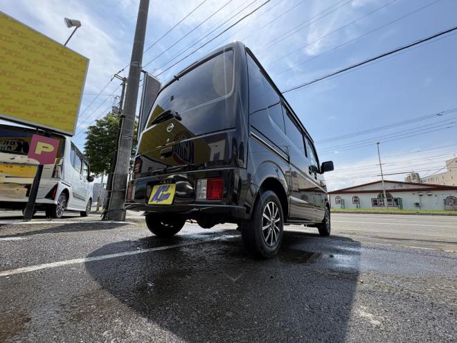 NV100クリッパーNV100  4WD  GX TURBO一家に一台軽パコ入庫　TURBO  寒冷地仕様　BTフルセグナビ　バックカメラカメラ　リアヒーター　アルミホイル　ETC エンスタ　格納ミラー　キーレス　エンシ゛ンオイル交換　ATF交換　スタットレス 4WD 660 ５Dr