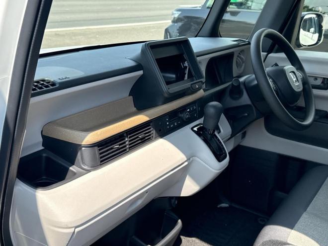 N-BOX660 4WD　ローンが不安な方＜優遇ローン＞　本州仕入　ナビ　両側パワースライド　軽減ブレーキ 4WD 660 5Dr