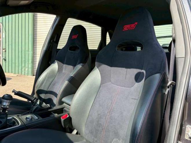 インプレッサSTI 2.0 WRX 4WD　社外車高調　社外ラジエーター社外マフラー社外18インチブースト計ETC　SIドライブ社外ナビ　バックカメラ 2000