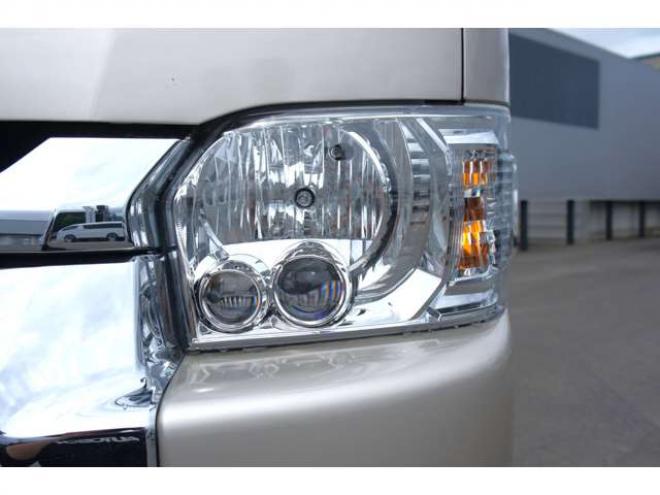 ハイエース2.7 グランドキャビン 4WD　令和8年2月登録　登録済未使用車 走行7キロ　パノラミックビューモニター デジタルインナーミラー　LEDヘッドランプ　LEDフォグランプ　ベージュメタリック　メーカー保証付 登録済未使用車 2700