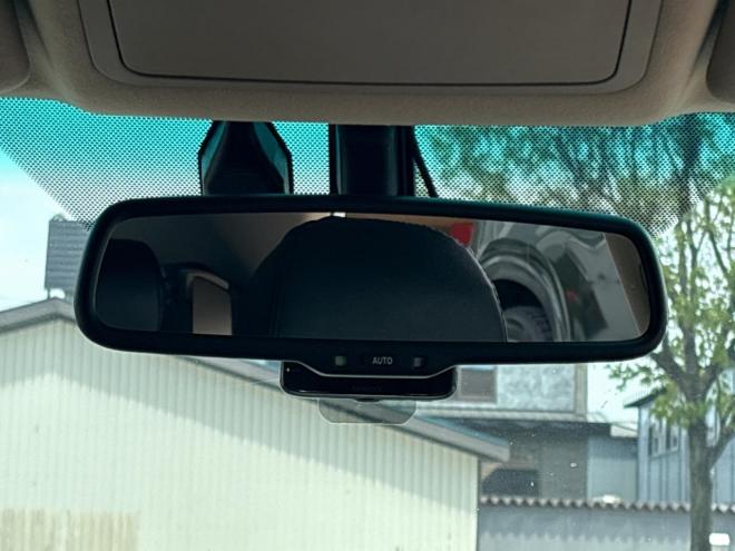 クラウン3.0ロイヤルサルーンi-Four 4WD　ローンが不安な方＜優遇ローン＞　純正ナビTV　クルーズコントロール　HID 4WD 3000 5Dr