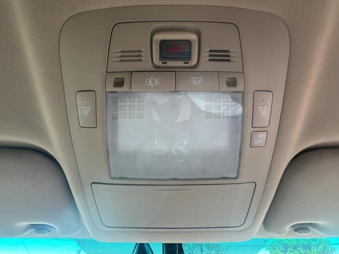 クラウン3.0ロイヤルサルーンi-Four 4WD　ローンが不安な方＜優遇ローン＞　純正ナビTV　クルーズコントロール　HID 4WD 3000 5Dr