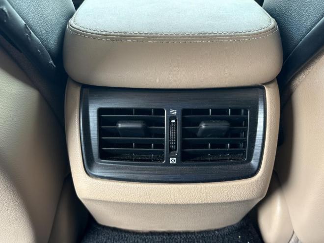 クラウン3.0ロイヤルサルーンi-Four 4WD　ローンが不安な方＜優遇ローン＞　純正ナビTV　クルーズコントロール　HID 4WD 3000 5Dr