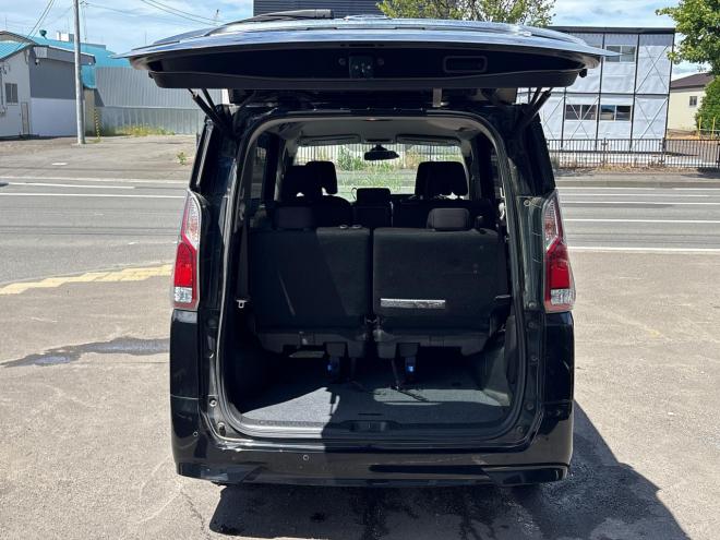 セレナ2.0X VセレクションⅡ 4WD　ローンが不安な方＜優遇ローン＞　本州仕入　寒冷地仕様　 軽減ブレーキ　純正ナビTV 4WD 2000 5Dr