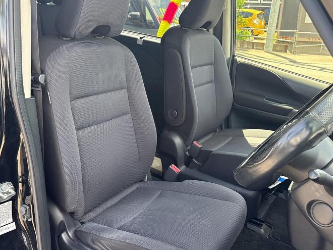 セレナ2.0X VセレクションⅡ 4WD　ローンが不安な方＜優遇ローン＞　本州仕入　寒冷地仕様　 軽減ブレーキ　純正ナビTV 4WD 2000 5Dr