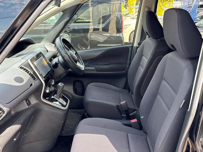 セレナ2.0X VセレクションⅡ 4WD　ローンが不安な方＜優遇ローン＞　本州仕入　寒冷地仕様　 軽減ブレーキ　純正ナビTV 4WD 2000 5Dr