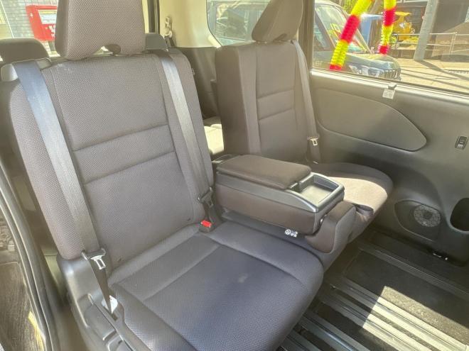 セレナ2.0X VセレクションⅡ 4WD　ローンが不安な方＜優遇ローン＞　本州仕入　寒冷地仕様　 軽減ブレーキ　純正ナビTV 4WD 2000 5Dr