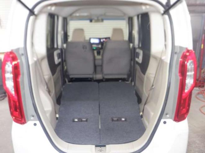 N-BOXG L ホンダセンシング 4WD　4WD　ナビ　B/T　USB接続　バックカメラ　ETC　クルコン　純正エンスタ　衝突軽減　バックカメラ　シートヒーター　ステアリングスイッチ　　LEDヘッドライト　ヒーテッドドアミラー　Pスタート 660