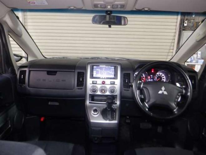 デリカD：5 2.4 G パワーパッケージ 4WD　本州仕入・ナビ・TV・B/T・Bカメラ・両側電動・16インチオープンカントリーR/Tタイヤ・リアモニター・スマートキー・リアヒーター・フォグランプ・クルコン・HID・パドルシフト・ETC・フルフラットシート 2400