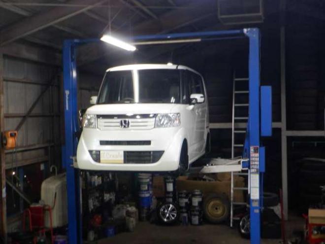N-BOXG ターボパッケージ 4WD　純正ディスプレイオーディオ・TV・Bカメラ・USB接続・両側電動・クルコン・純正エンスタ・スマートキー・プッシュスタート・パドルシフト・オートエアコン・ドアバイザー・ベンチシート 660