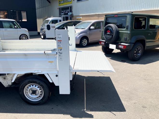 ハイゼット中古　4WD　新明和パワーゲート付　オートマ車