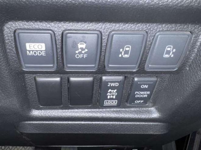 エルグランド2.5 250ハイウェイスター 4WD　両側Pスライド　全周囲カメラ　ナビ　TV　Bluetooth 2500