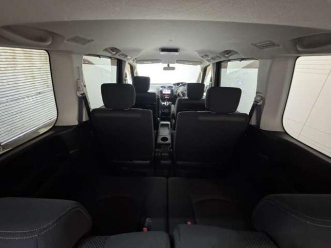 セレナ2.0 ハイウェイスター 4WD　両側Pスライド　ナビ　TV　Egスターター 2000