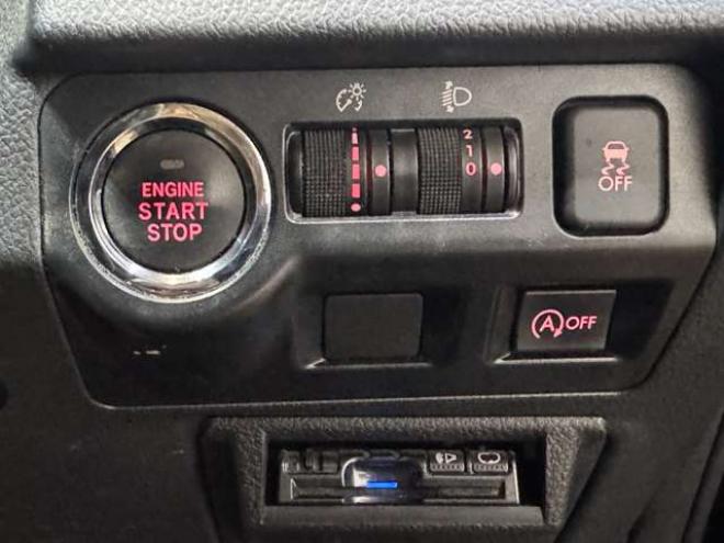 インプレッサスポーツ 1.6 i-S アイサイト 4WD　ナビ　TV　Bカメラ　Bluetooth 1600
