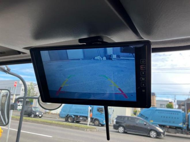 フォワードベースグレード　積載量２７００ｋｇ　荷台アルミ　荷台長さ５．３ｍ　巾２．１２ｍ　深さ１．４ｍ 2WD 7800(D) 2Dr