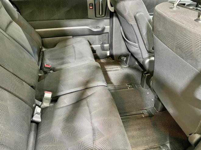 ステップワゴン2.0スパーダZ 4WD 5年保証 スマキー 両側パワスラ ナビTV Bカメ ETC 自社認証工場 車検整備2年付 修復歴無 寒冷地仕様 禁煙