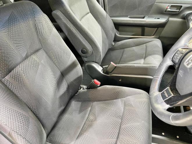 ステップワゴン2.0スパーダZ 4WD 5年保証 スマキー 両側パワスラ ナビTV Bカメ ETC 自社認証工場 車検整備2年付 修復歴無 寒冷地仕様 禁煙