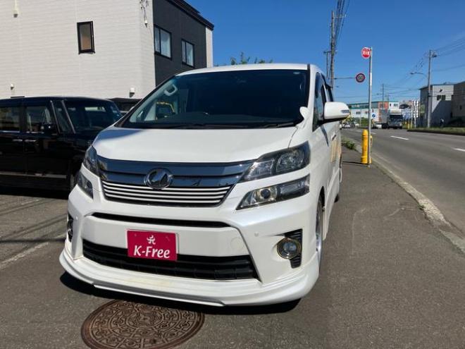 ヴェルファイア２．４Ｚ　ゴールデンアイズＩＩ　４ＷＤ　後期型　社外２０インチアルミ　社外エアロ　社外ＴＶ付ナビ　後席モニタ　ＥＴＣ　両側パワスラ　１００Ｖ電源　ツインモニタ　オートバックドア（北海道） 4WD 2400 5Dr
