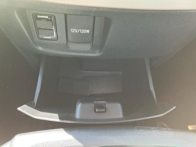ヴェルファイア２．４Ｚ　ゴールデンアイズＩＩ　４ＷＤ　後期型　社外２０インチアルミ　社外エアロ　社外ＴＶ付ナビ　後席モニタ　ＥＴＣ　両側パワスラ　１００Ｖ電源　ツインモニタ　オートバックドア（北海道） 4WD 2400 5Dr