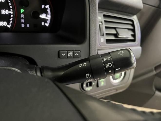 クラウンアスリート　ｉ－Ｆｏｕｒ　ナビパッケージ　本州仕入　禁煙車　プレシャス１９インチＡＷ　社外１７ＡＷ＋スタッドレスタイヤ付　純正ＨＤＤナビ　フルセグ地デジ　ＤＶＤ再生　Ｂｌｕｅｔｏｏｔｈオーディオ　バックカメラ　コーナーセンサー　ＥＴＣ 4WD 2500 4Dr