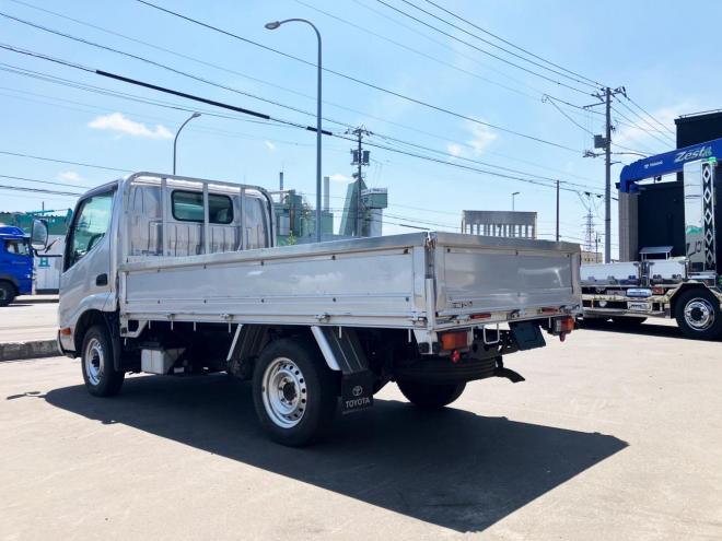 ダイナ中古　平ボディ　4WD　小型トラック